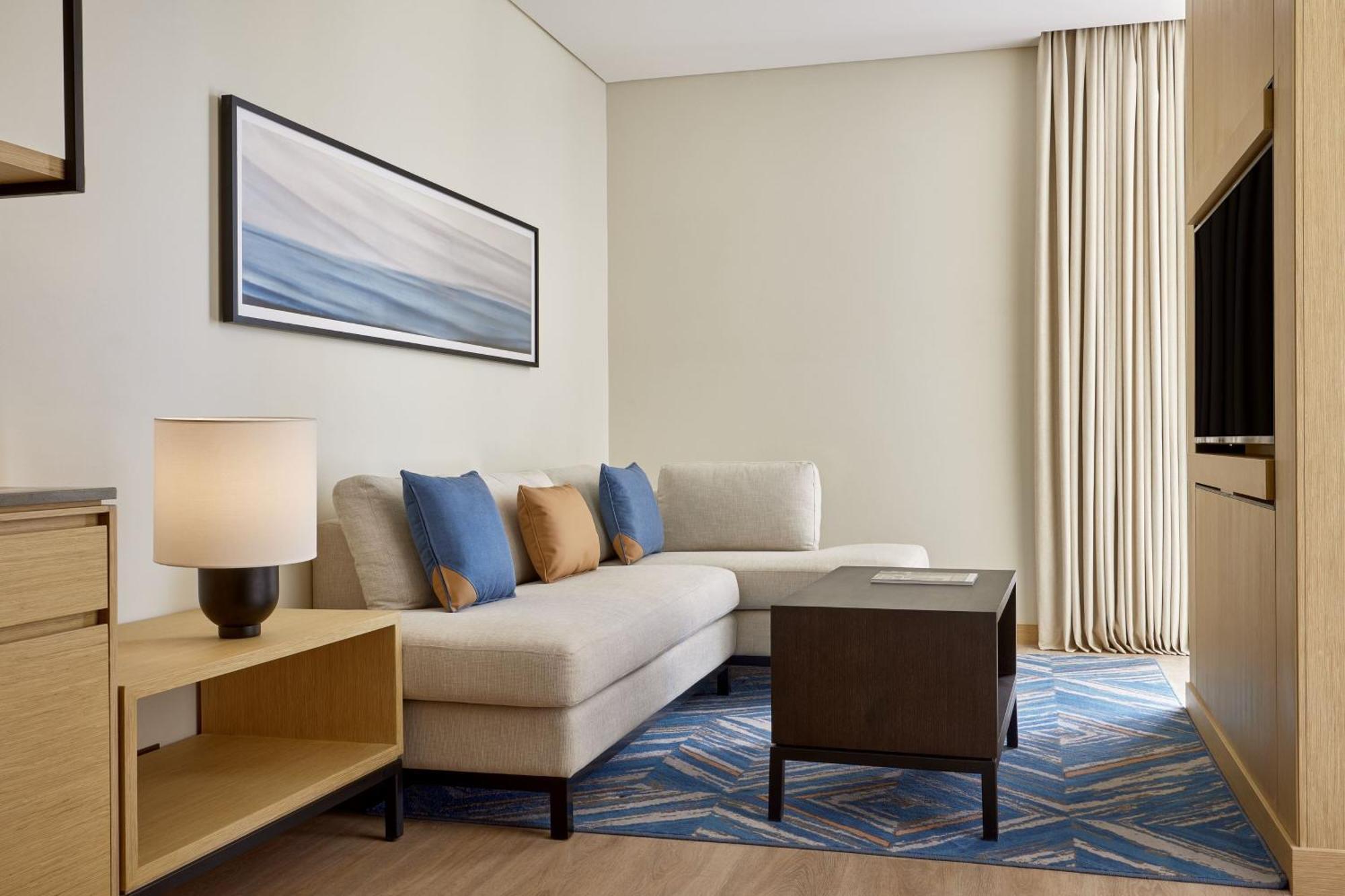 Courtyard By Marriott Jubail Otel Dış mekan fotoğraf